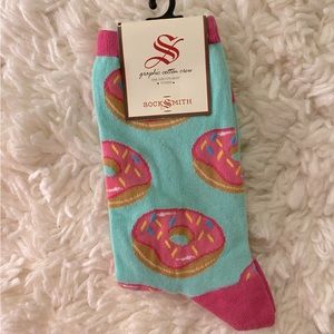 Donut pattern socks NWT